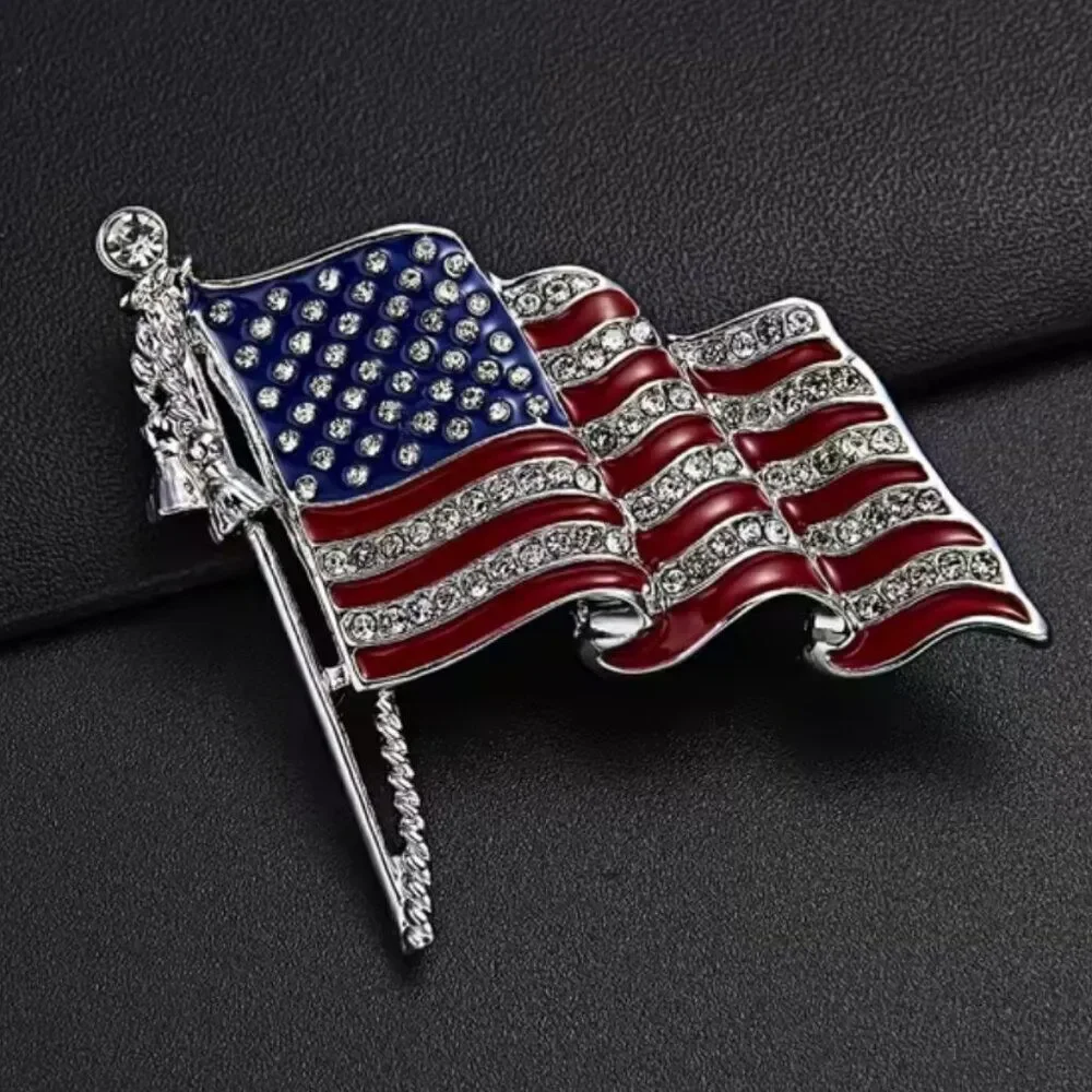 NWT Waving American Flag Brooch Rhinestone & Enamel Lapel Scarf Hat Pin